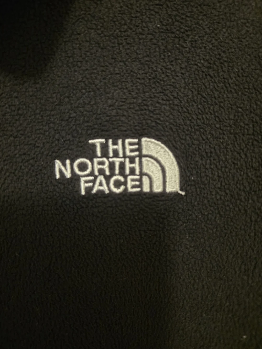 The North Face Men’s Black Half-Zip Fleece Pullover